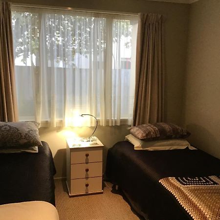 Airport Stableford B&B Κράισττσερτς Δωμάτιο φωτογραφία